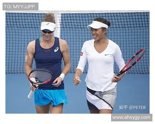 赛后分析:北京网球队与杭州网球队的默契配合与战术探讨 赛后分析:北京网球队与杭州网球队的默契配合与战术探讨